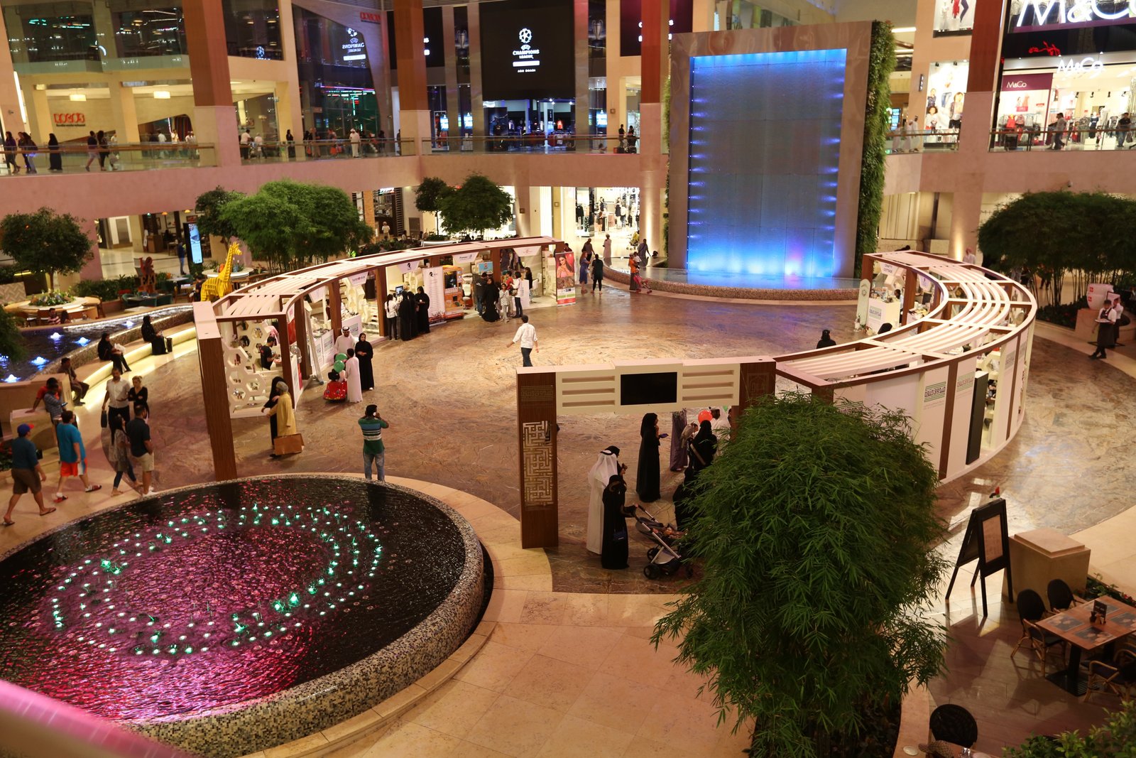 صندوق خليفة ينظم سوقا مفتوحا لاعضائه في ياس مول