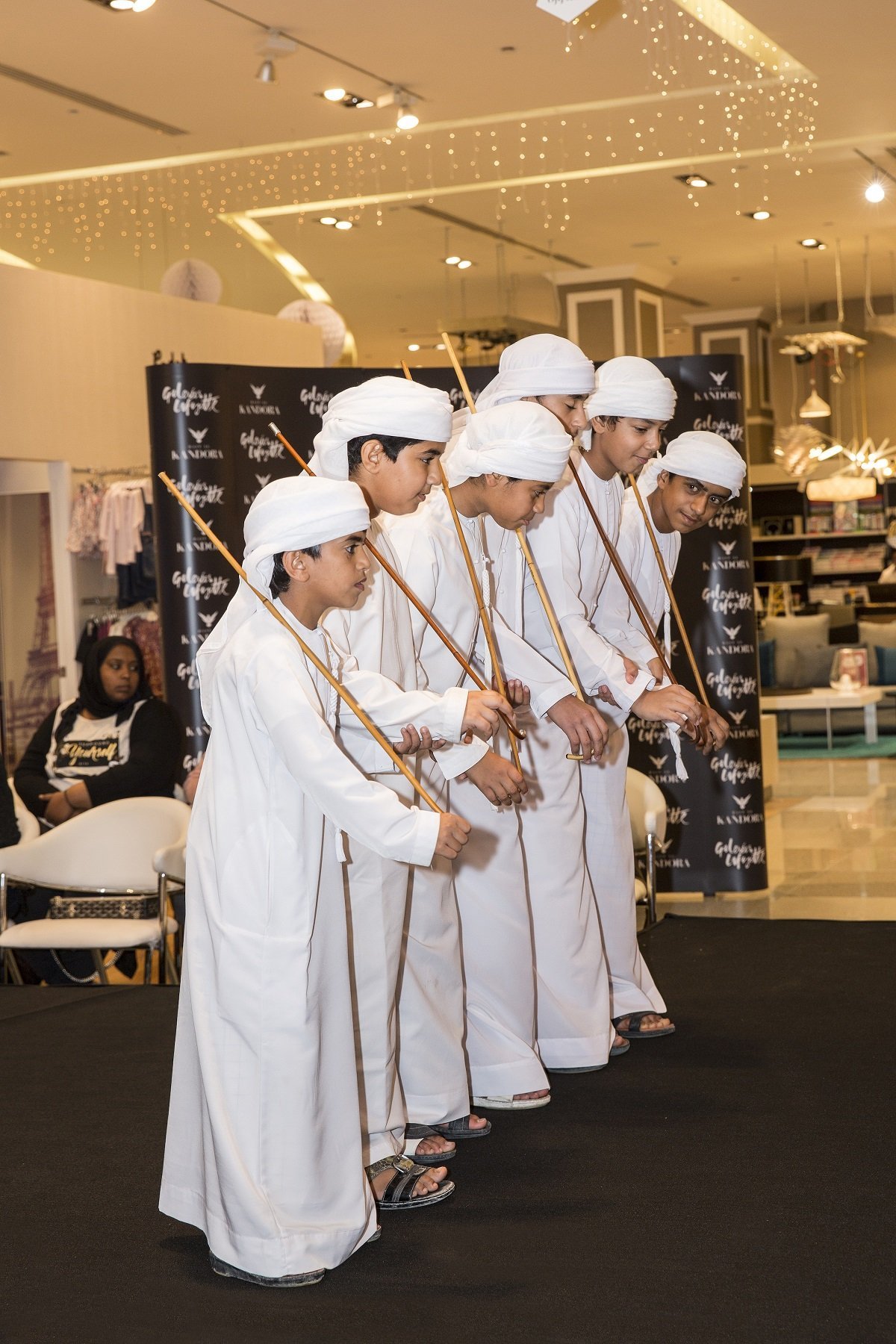 بيت الكندورة، أزياء اماراتية للأطفال في غاليري لافاييت