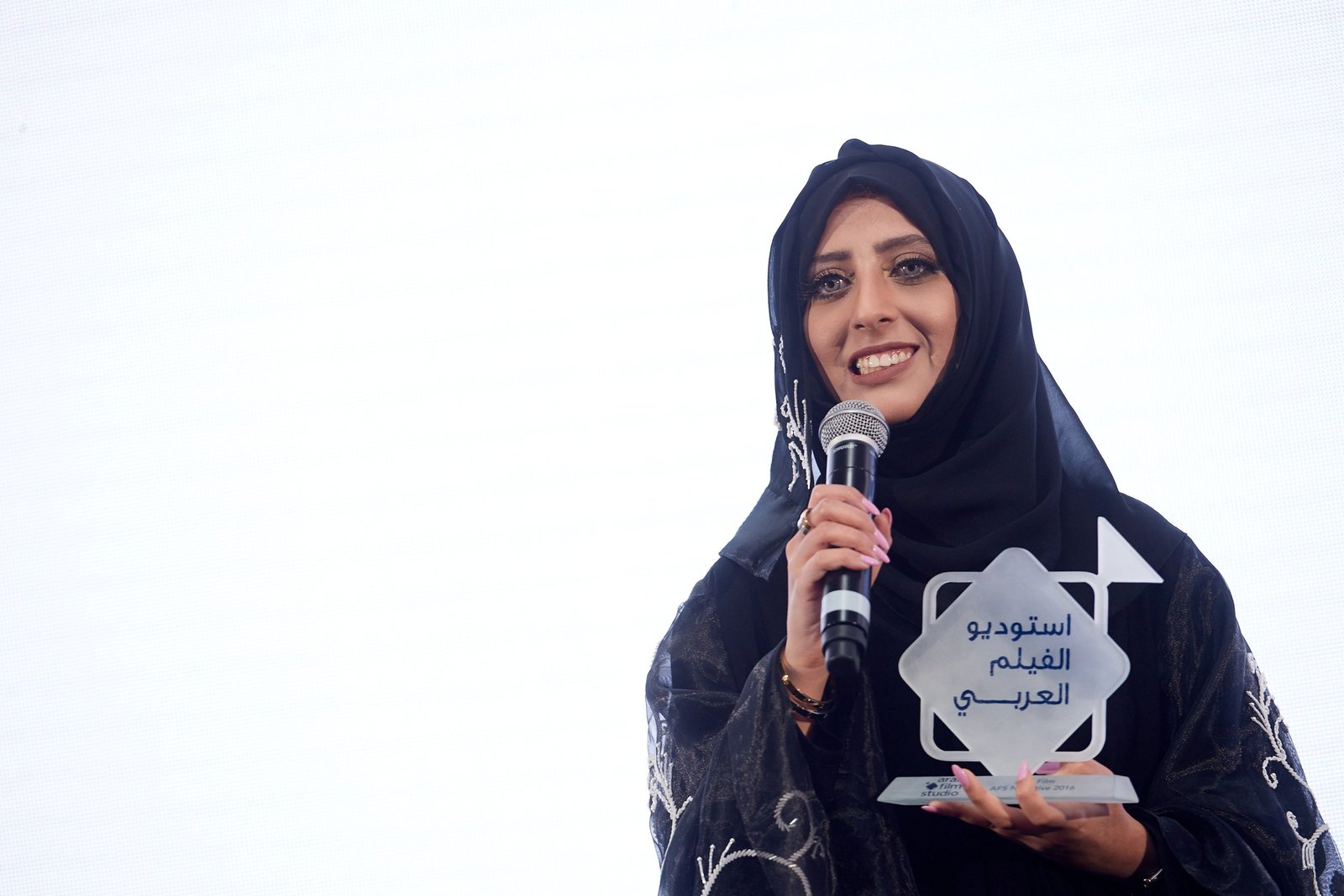 اماراتية تفوز في مسابقة استوديو الفيلم العربي لكتابة السيناريو