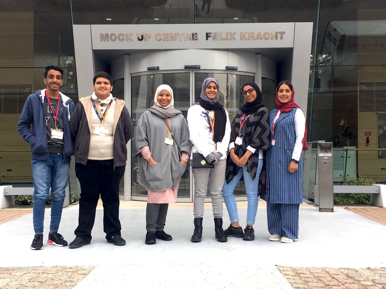 ايرباص تستضيف طلبة اماراتيين في تولوز