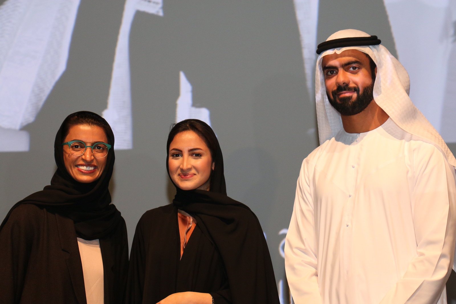 اللوفر أبوظبي يكرّم طلاب برنامج سفراء المتحف