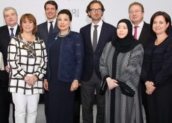 مدرسة فان كليف أند أربلز تزور المنطقة