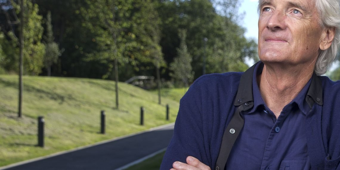 رائد الأعمال جيمس دايسون