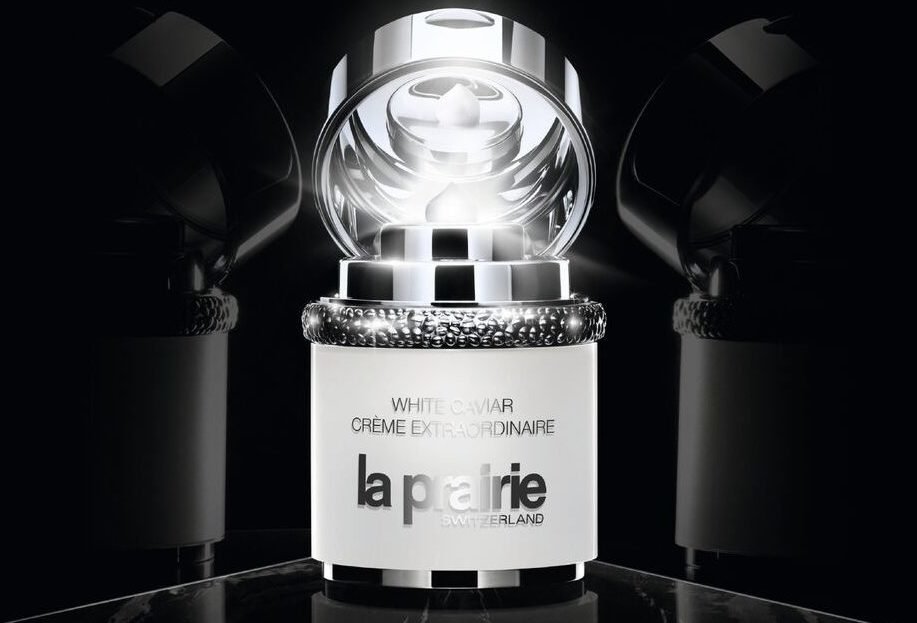 بشرة مشرقة مع مستحضر WHITE CAVIAR CRÈME EXTRAORDINAIRE