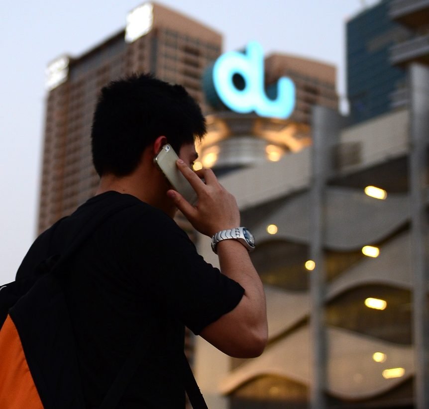 للطلبة الاماراتيين دو تطلق تحدي المشاريع الناشئة