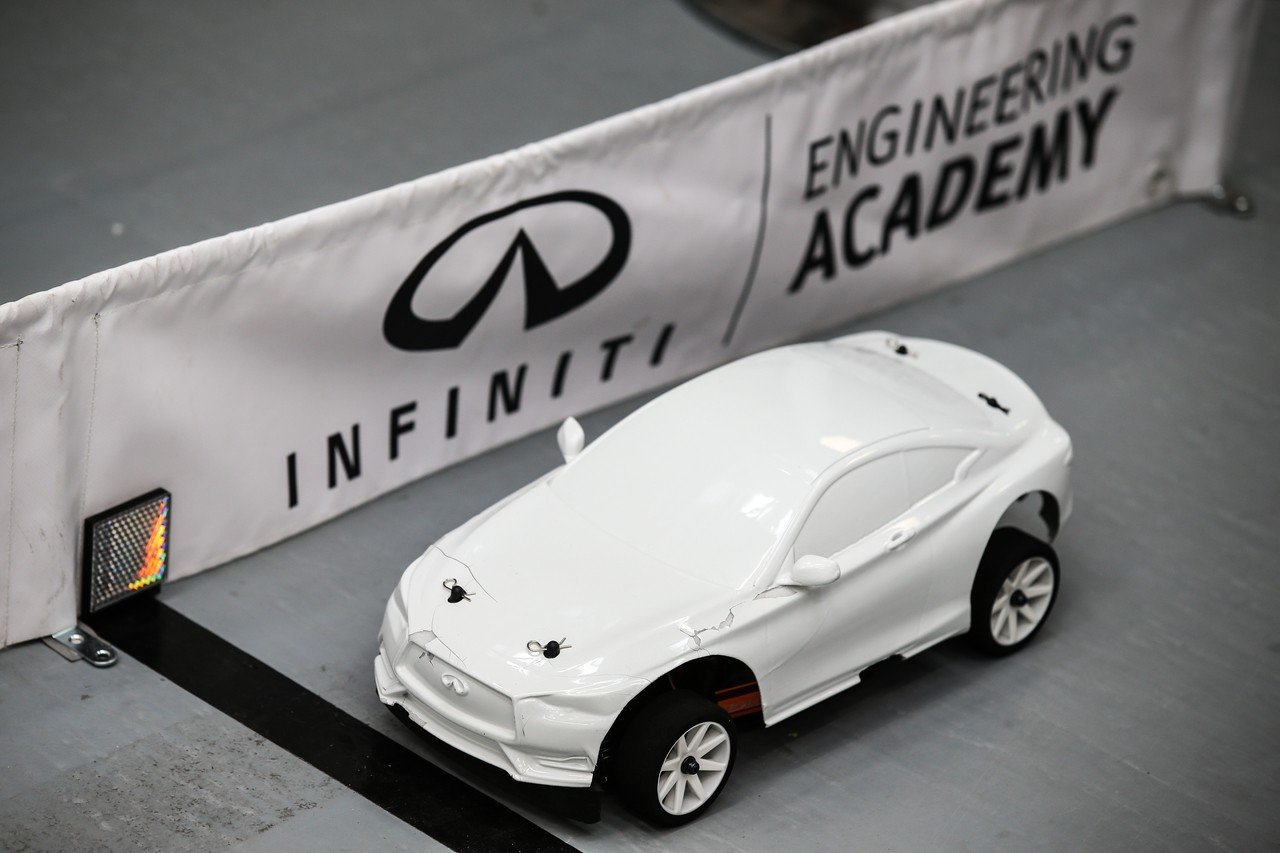 دعوة للاشتراك في مبادرة أكاديمية إنفينيتي الهندسية قبل انتهاء موعد التسجيل