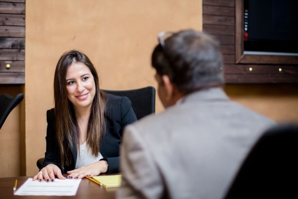 مكتب محاماة في الامارات خدمات قانونية مجانية