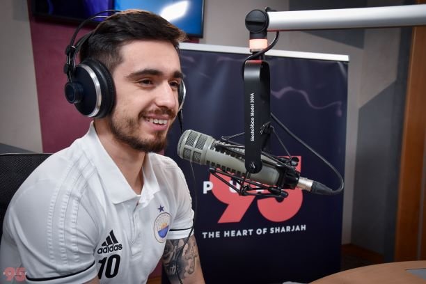 البرازيلي إيجور كورونادو: “أحب شاي الكرك… ورونالدينيو”