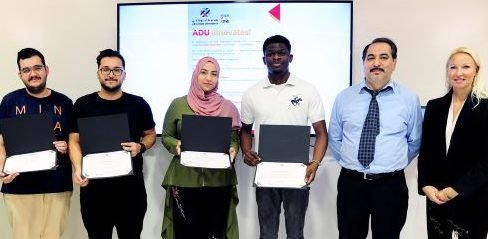 تكريم الفائزين في مسابقة “جامعة أبوظبي تبتكر”