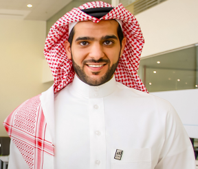 ماهو الأهم للحصول على وظيفة، سيرة ذاتية مميزة أم وجود معارف في شركة؟