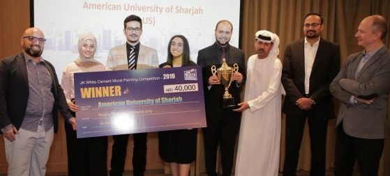 لوحات من تصميم طلبة أميركية الشارقة على جبال الفجيرة