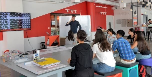 دعوة للالتحاق بدورات حي دبي للتصميم