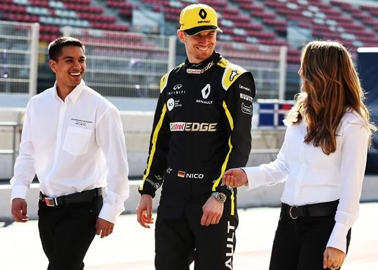 برنامج أكاديمية إنفينيتي الهندسيّة يدعو طلاب المنطقة للمشاركة في دورته الجديدة