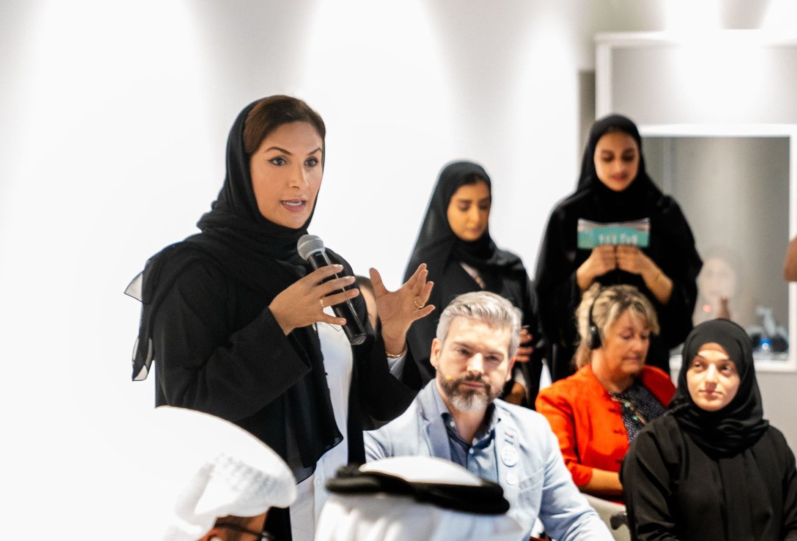 10 مشاريع فائزة ضمن برنامج حاضنة معاً الاجتماعية