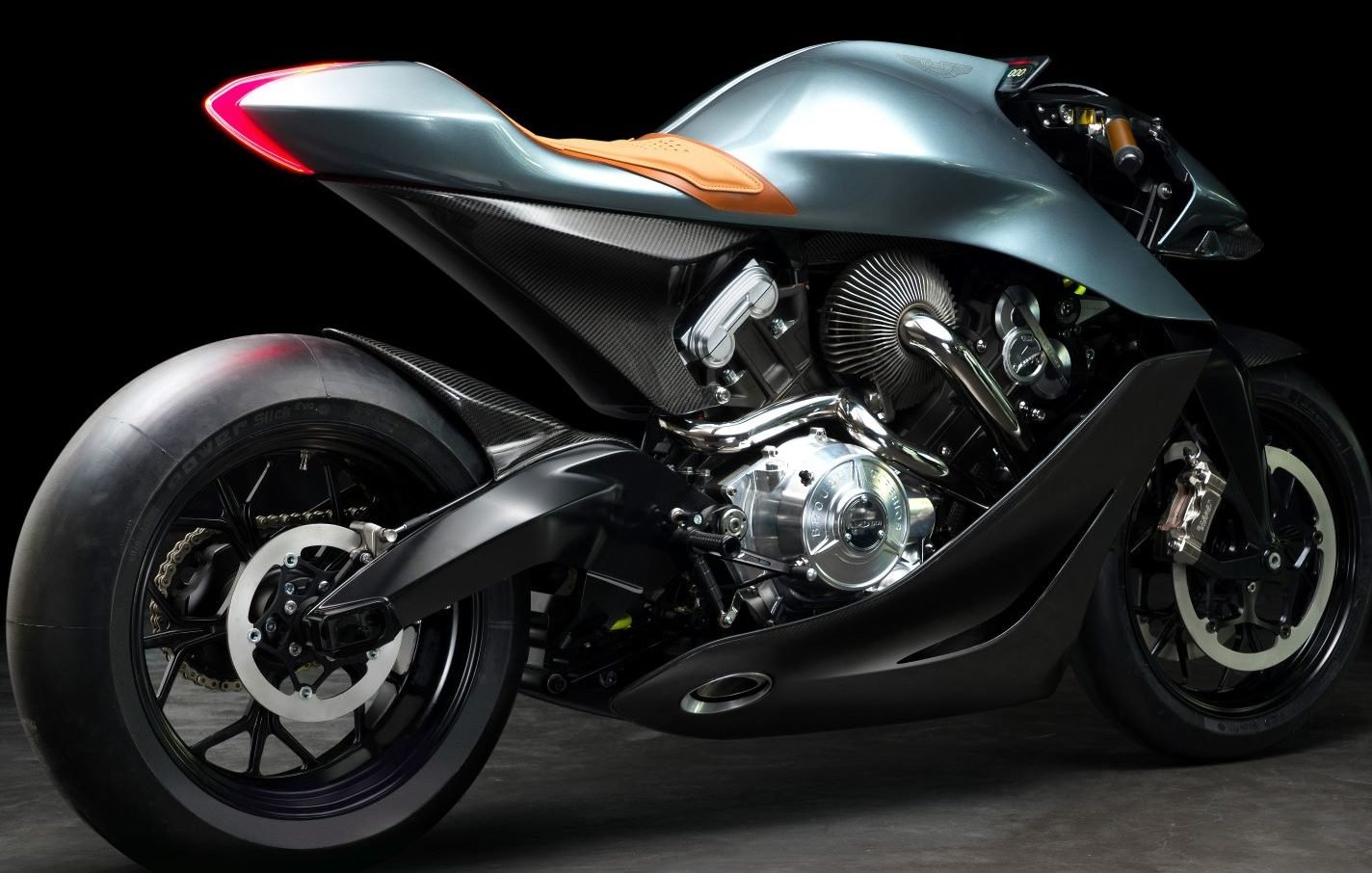 دراجة رياضية خفيفة من أستون مارتن