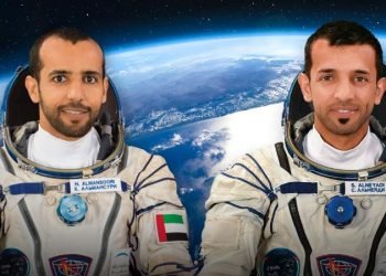 رائدا الفضاء هزاع المنصوري وسالم النيادي