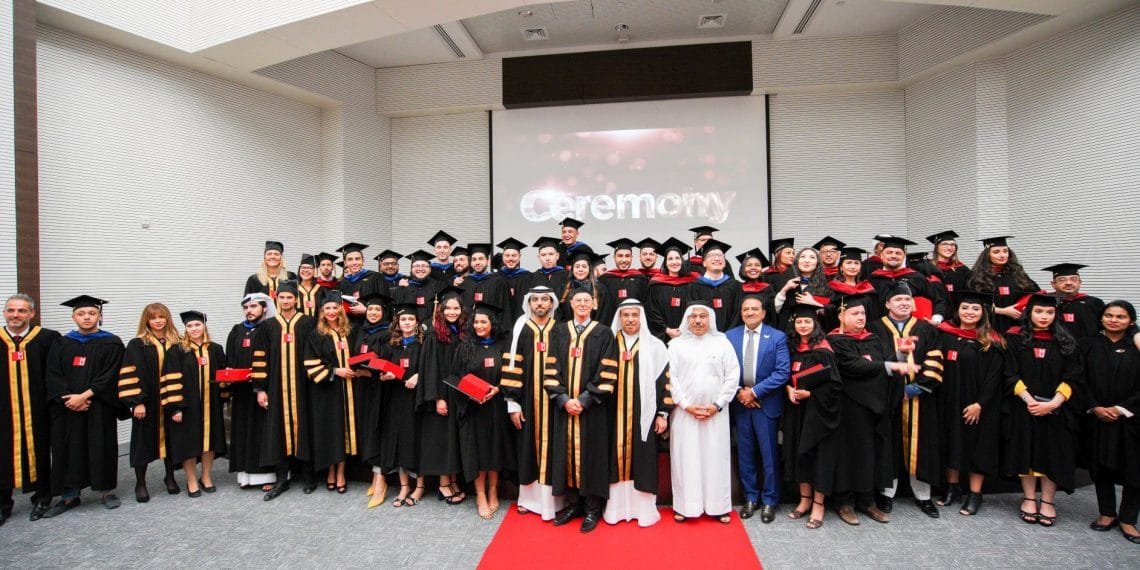 تخرج طلاب مودول