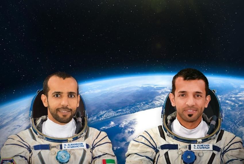 رائدا الفضاء هزاع المنصوري وسالم النيادي