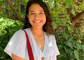 الطالبة سوزان غارسيا الفائزة بمنحة "فولبرايت"