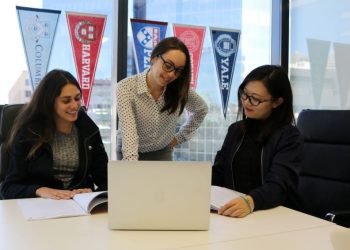 دعوة للمشاركة في مسابقة "Crimson Spirit