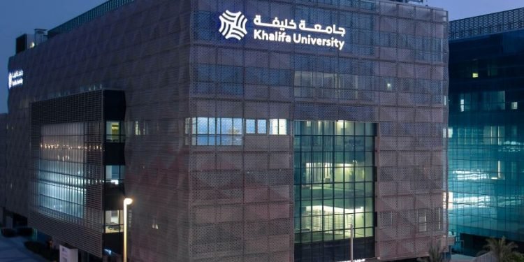 بحوث حول كورونا في جامعة خليفة