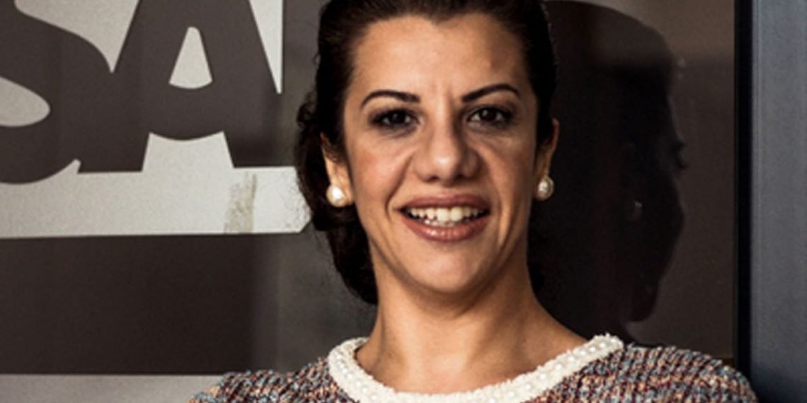 بتول الحسيني