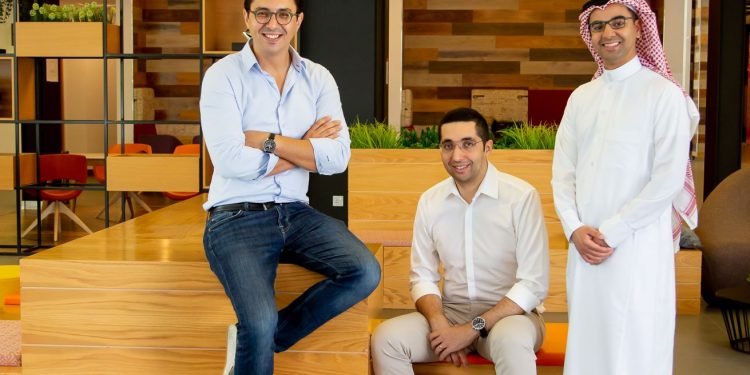 ايوا تحصل على تمويل جديد