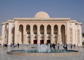 تطوير مناهج كلية الهندسة في الجامعة الأمريكية في الشارقة