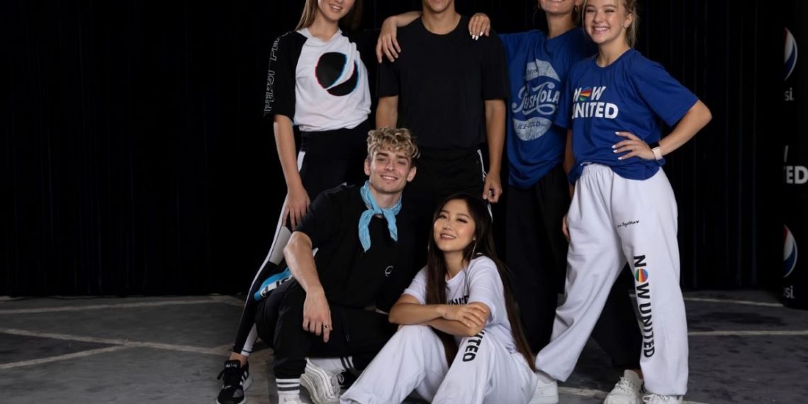 متنافسون على عضوية فرقة Now United