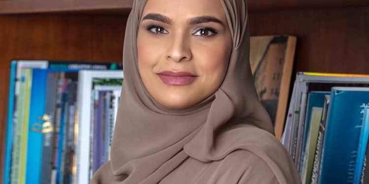 د.منى آل علي