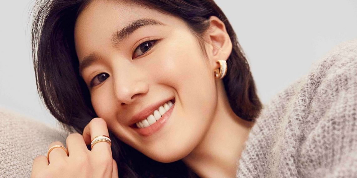 الكورية إيون تشاي جونغ ومجوهرات بوشرون