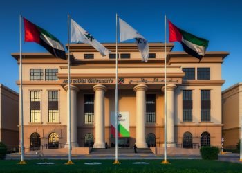 جامعة أبوظبي تدعم الموهبين في الألعاب الالكترونية