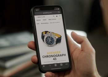 تجربة الساعة قبل الشراء