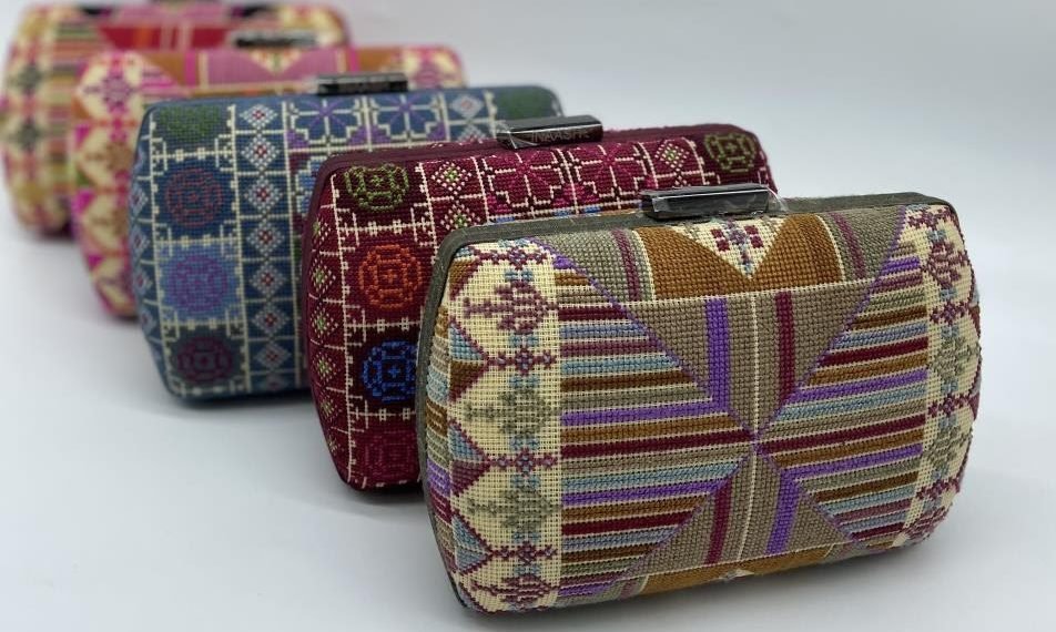 من معروضات منصة عطايا