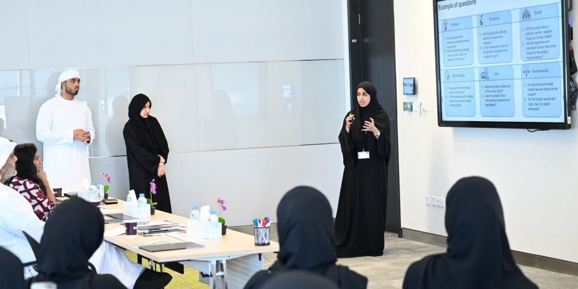 برنامج إطلاق من طاقة