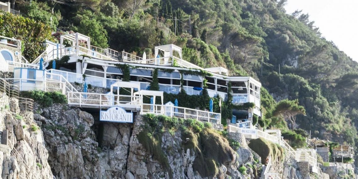 مطعم ونادي إل ريكيو-كابري بالاس جميرا