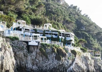 مطعم ونادي إل ريكيو-كابري بالاس جميرا