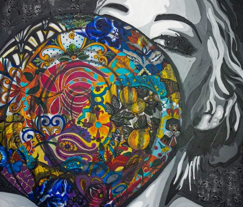 معرض كريستل بشارة في دبي