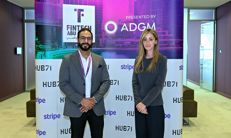 جيدا عيتاني وكونال شويترام خلال توقيع الاتفاقية