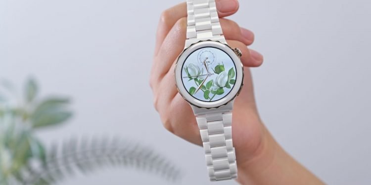 HUAWEI WATCH GT 3 Proساعة هواوي الجديدة نموذج السيراميك