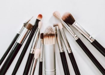 فنون المكياج في حي دبي للتصميم