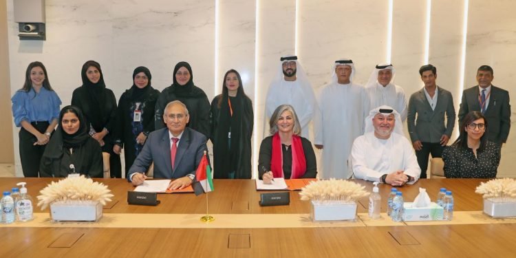 تدريب الشباب الاماراتي عبر مبادرة نمو