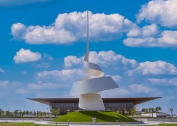 المخيم الصيفي للشباب-بيت الحكمة-الشارقة