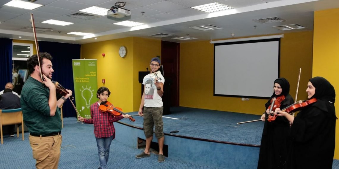 فعاليات برنامج دبي للفنون الأدائية