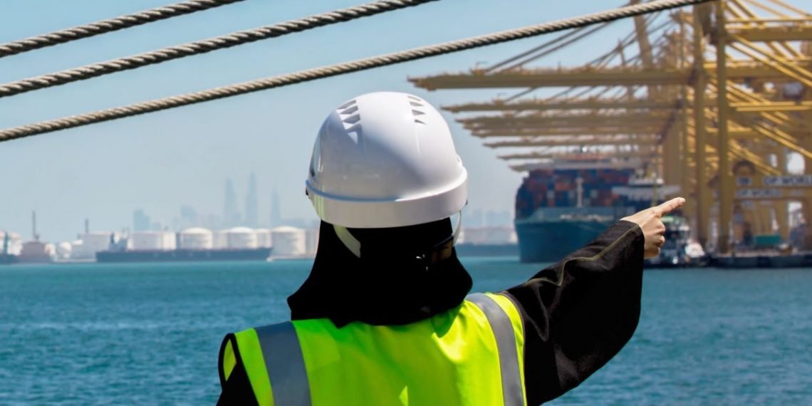 فرص عمل أفضل لخريجي برنامج طموحي