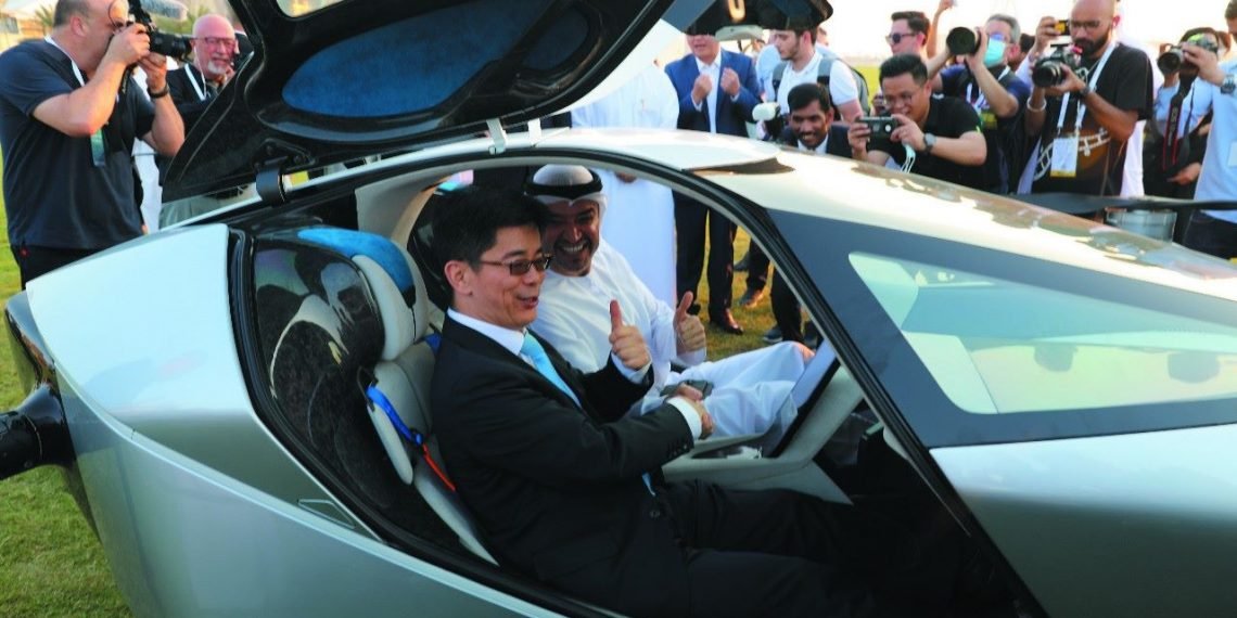 انطلاق السيارة الطائرة الكهربائية X2 في دبي