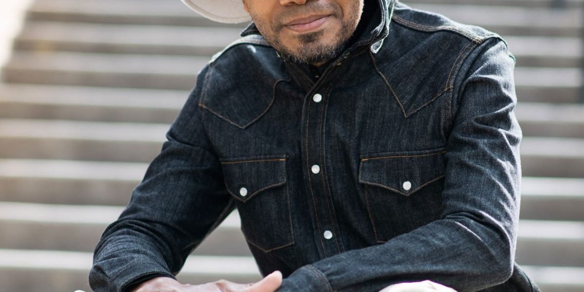 حفل في أبوظبي للفنان دي جي سبوكي