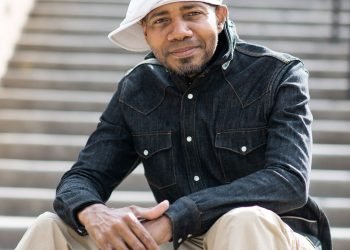 حفل في أبوظبي للفنان دي جي سبوكي