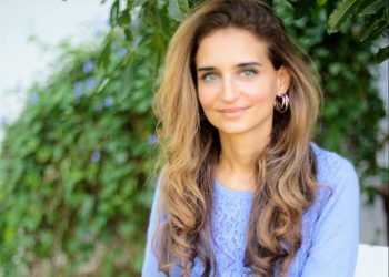 الكاتبة سارة حمدان