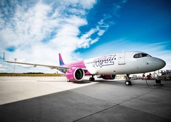 ويز إبر تطلق رحلات بين ايطاليا ومصر